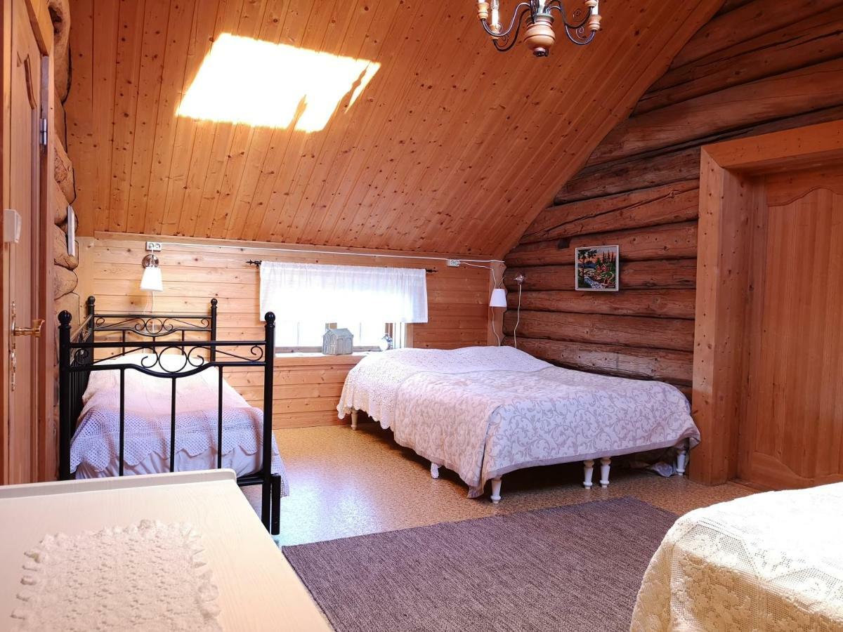 Haugtun Gardspensjonat Og Leiligheter Nordre Land Esterno foto