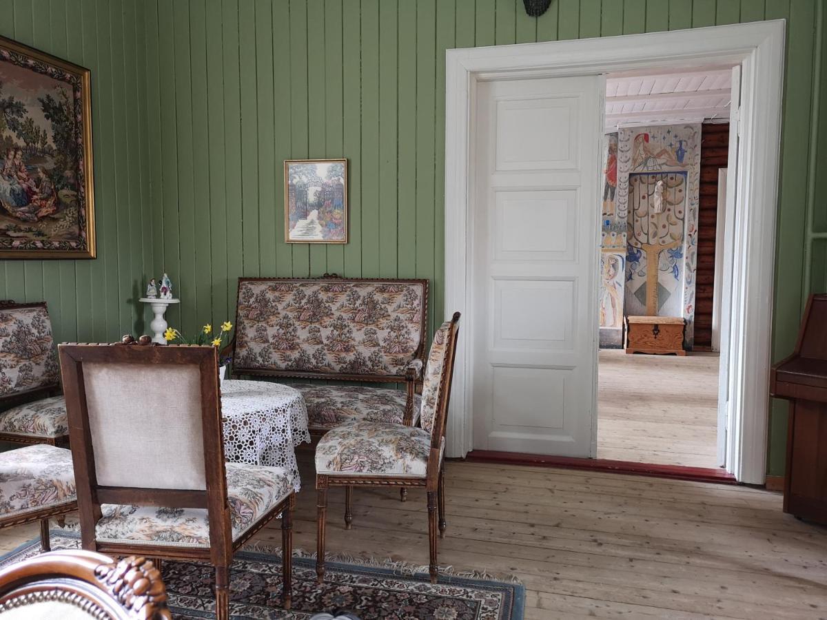 Haugtun Gardspensjonat Og Leiligheter Nordre Land Esterno foto