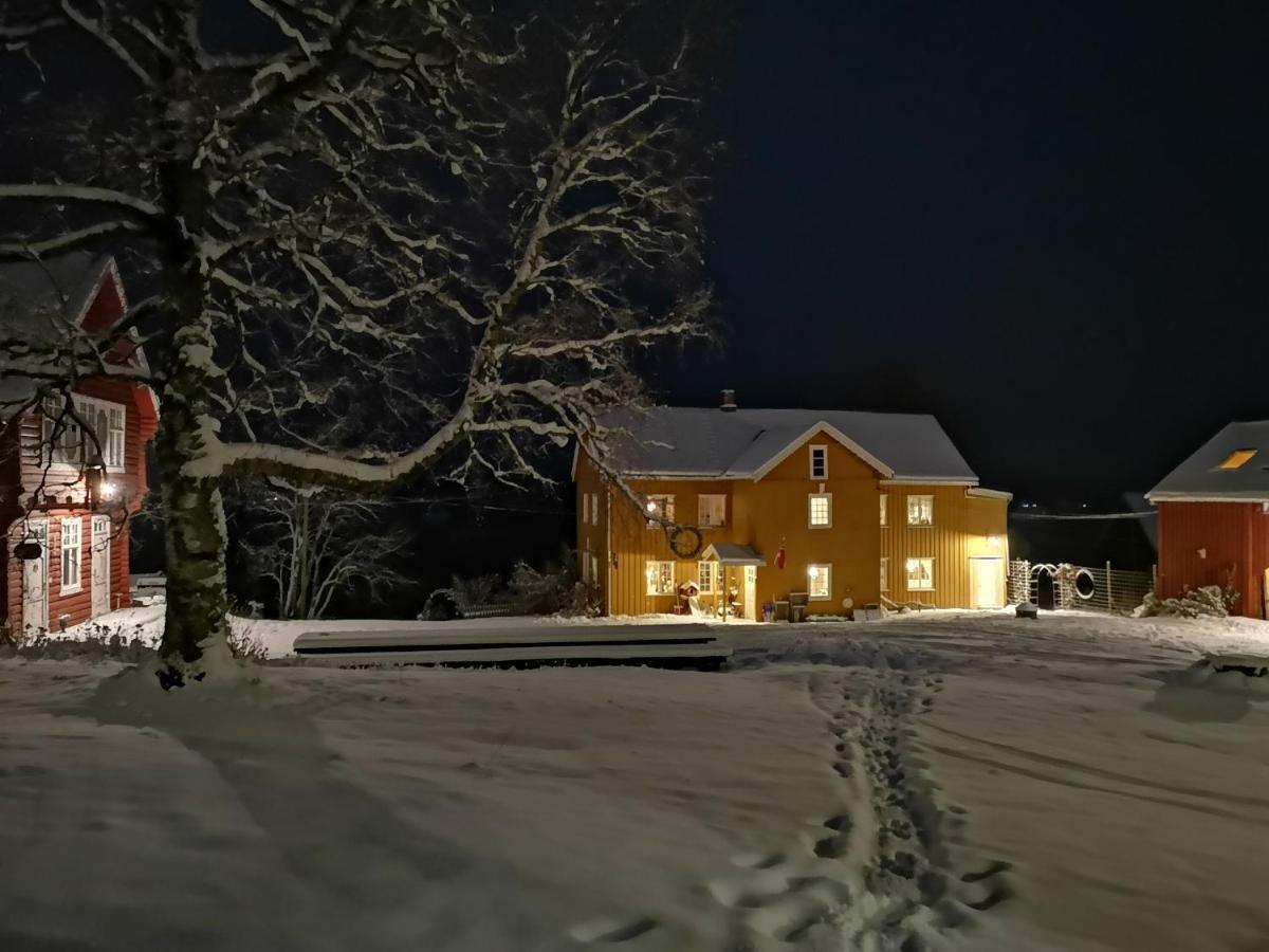 Haugtun Gardspensjonat Og Leiligheter Nordre Land Esterno foto